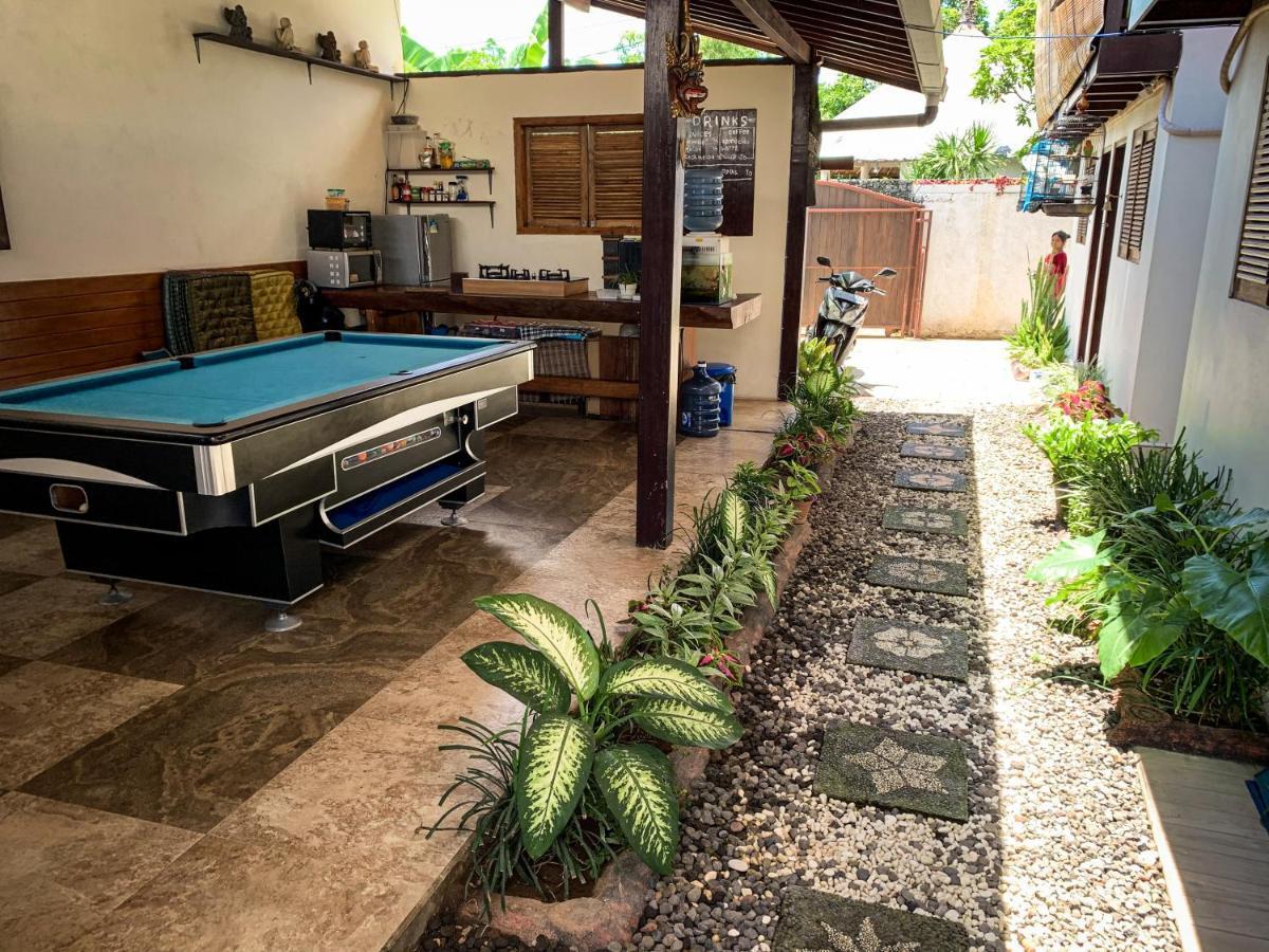 Capung Guesthouse Jimbaran  Exterior photo